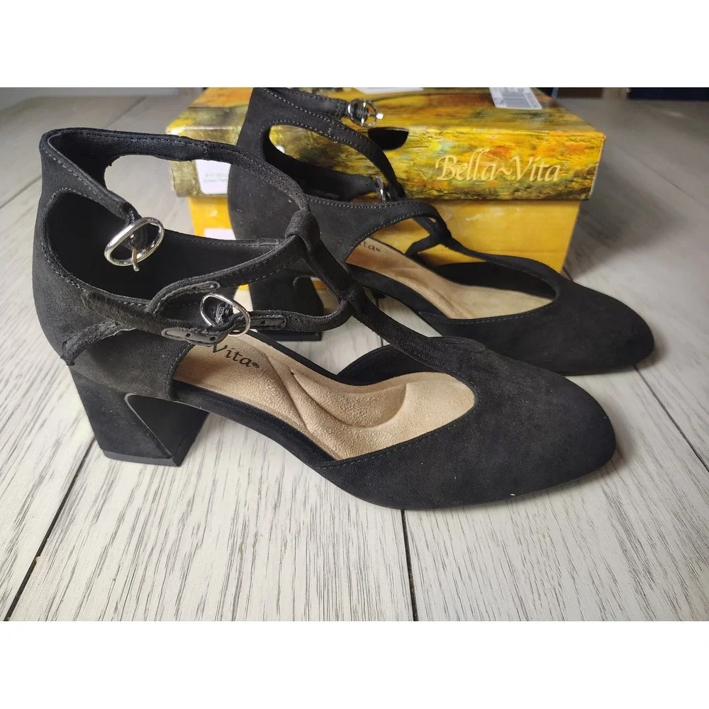 Bella Vita Harpswell Black Super Suede T-Strap Block Heel Pumps 51-5151 Mens 8M